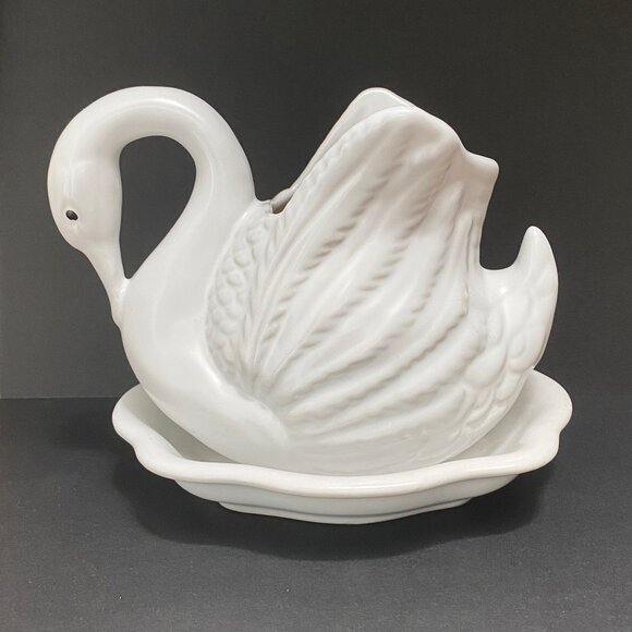 Adorable Little White Swan Planter with Attached Saucer in White - Picture 7 of 7